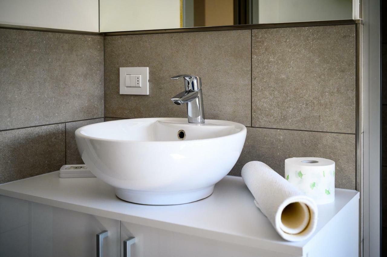 Old Town Apartments Тирано Екстериор снимка
