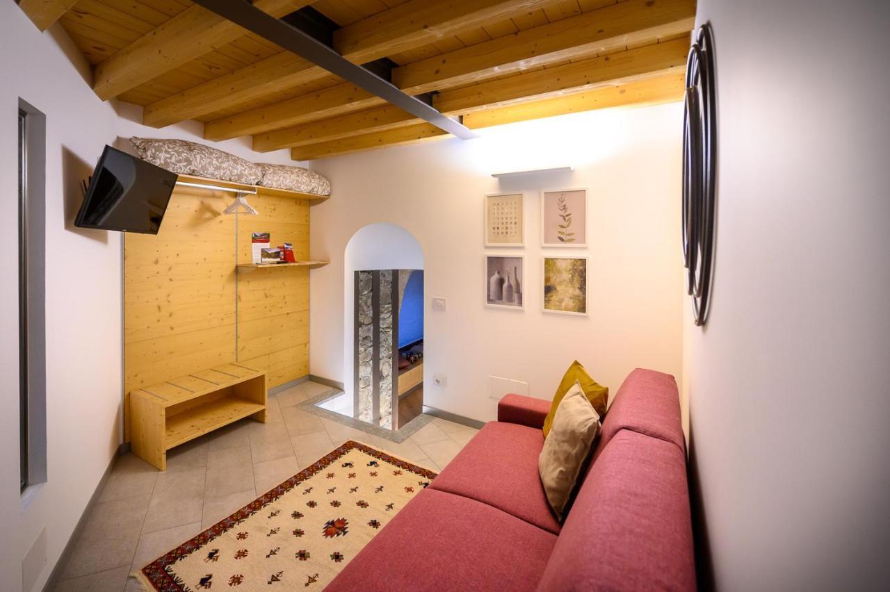 Old Town Apartments Тирано Екстериор снимка